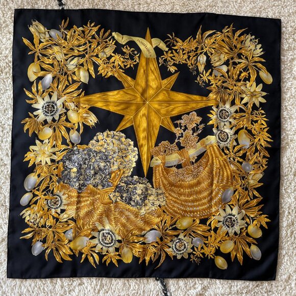 [SOLD] Authentic Hermès Black Passiflores Silk Scarf - Picture 3 of 14